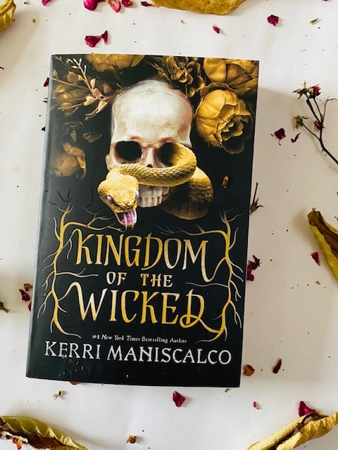 Kingdom of the Wicked : TikTok made me buy it! The addictive and darkly romantic fantasy by Kerri Maniscalco Kingdom of the Wicked : TikTok made me buy it! The addictive and darkly romantic fantasy by Kerri Maniscalco