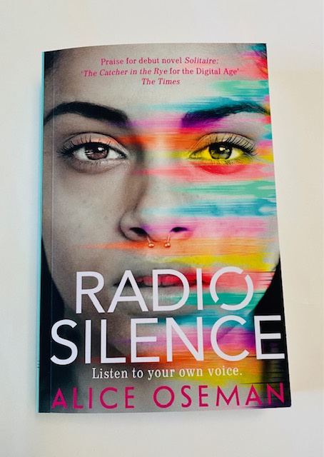 Radio Silence by Alice Oseman Radio Silence by Alice Oseman